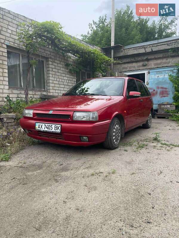 Хэтчбек Fiat Tipo 1988 в 