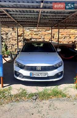 Седан Fiat Tipo 2021 в 