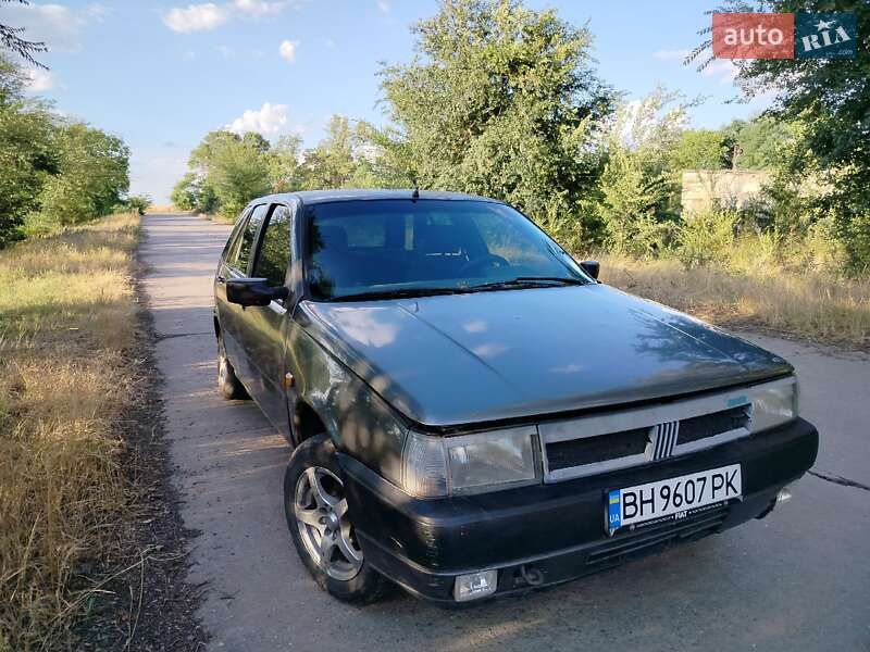 Хэтчбек Fiat Tipo 1990 в Арцизе