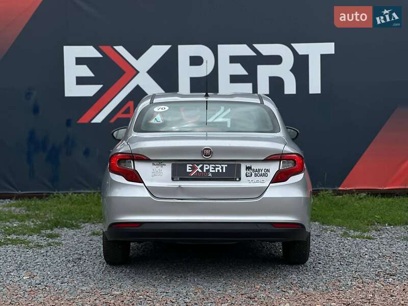 Седан Fiat Tipo 2017 в Львове
