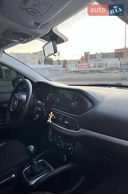 Седан Fiat Tipo 2018 в 