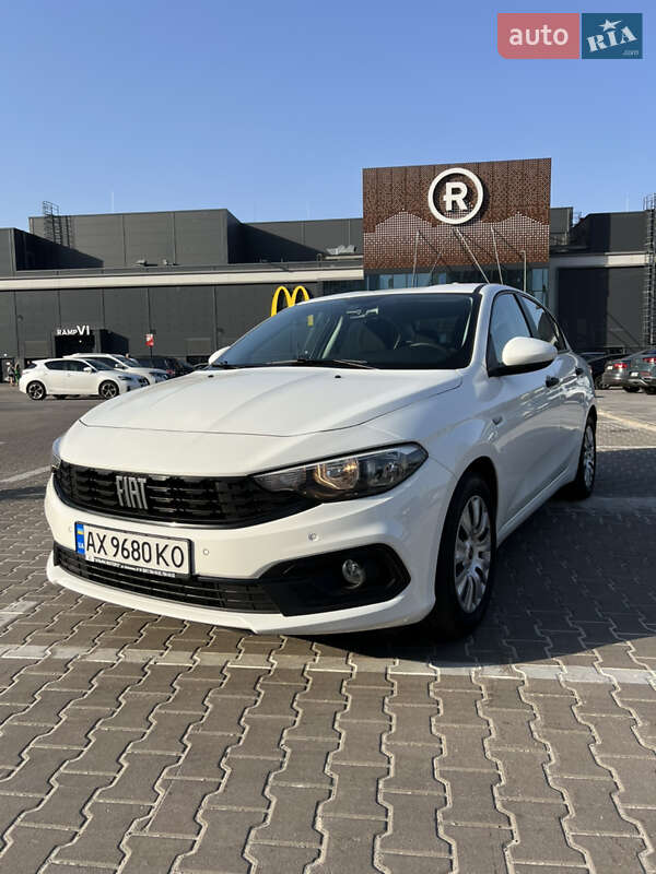 Седан Fiat Tipo 2021 в 