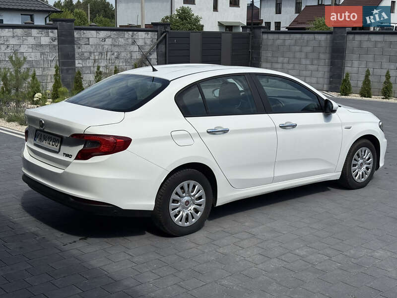 Седан Fiat Tipo 2019 в Дубно