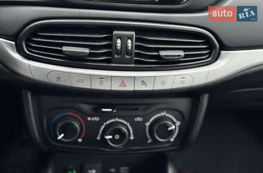 Седан Fiat Tipo 2019 в 