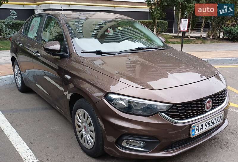 Седан Fiat Tipo 2019 в 