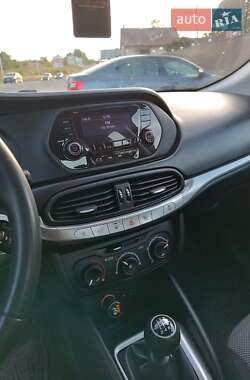 Седан Fiat Tipo 2019 в 