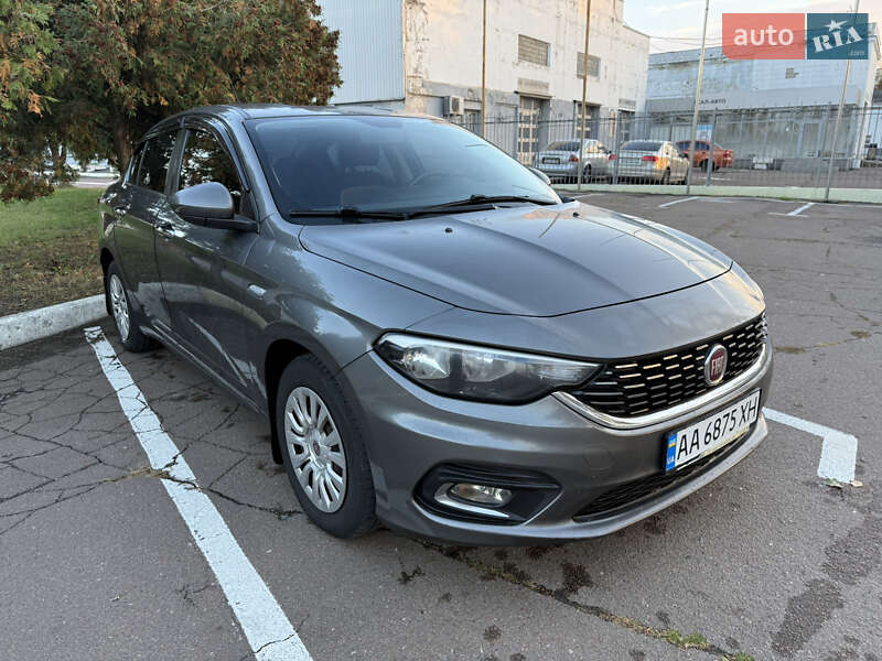 Седан Fiat Tipo 2018 в 