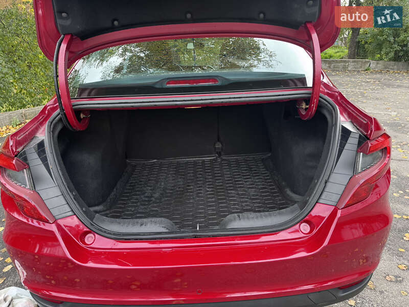 Седан Fiat Tipo 2019 в Києві