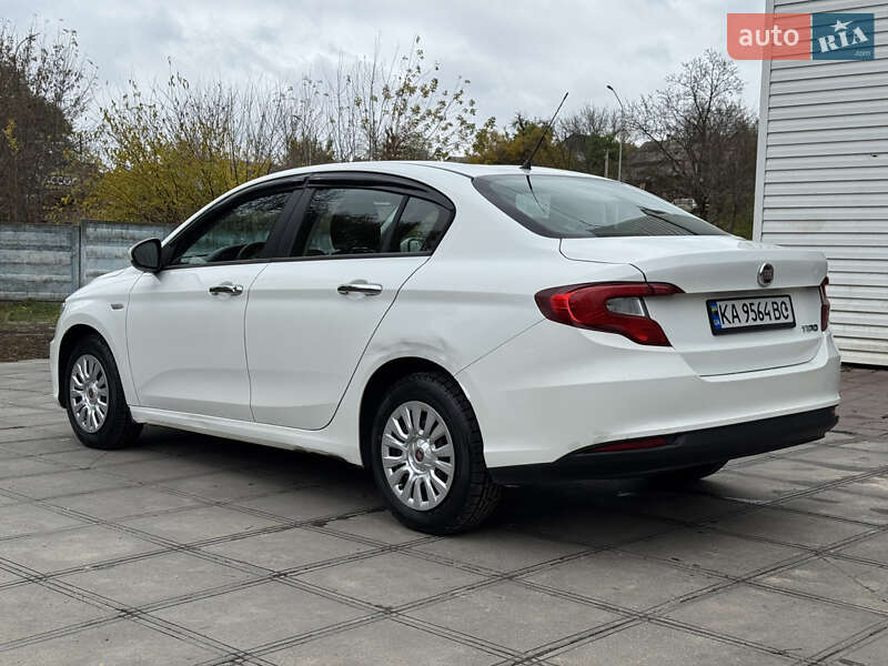 Седан Fiat Tipo 2020 в Смеле