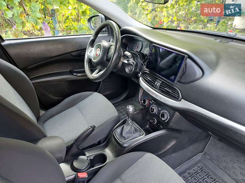 Седан Fiat Tipo 2019 в Киеве
