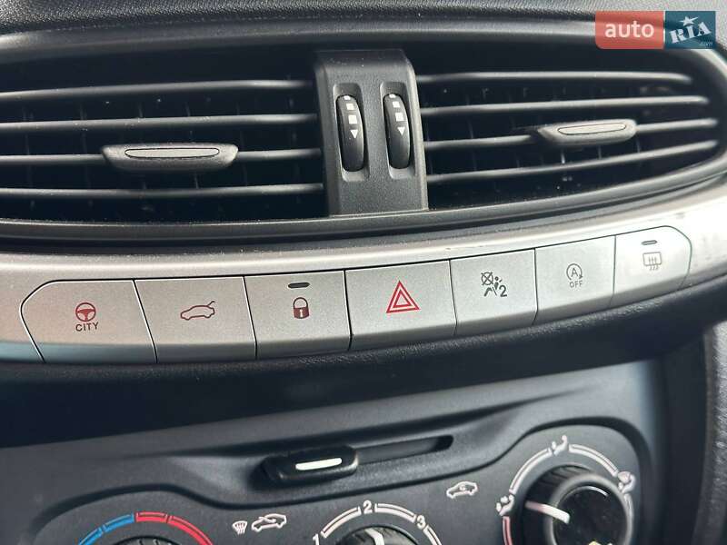 Седан Fiat Tipo 2019 в Києві