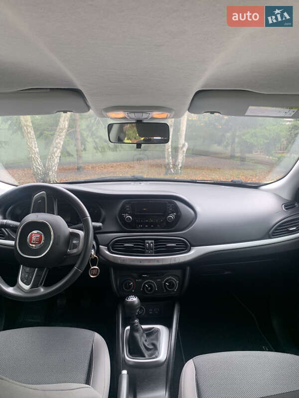 Седан Fiat Tipo 2016 в Дніпрі