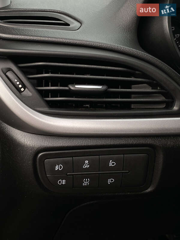 Седан Fiat Tipo 2020 в Киеве фото 47 Седан Fiat Tipo 2020 в Киеве