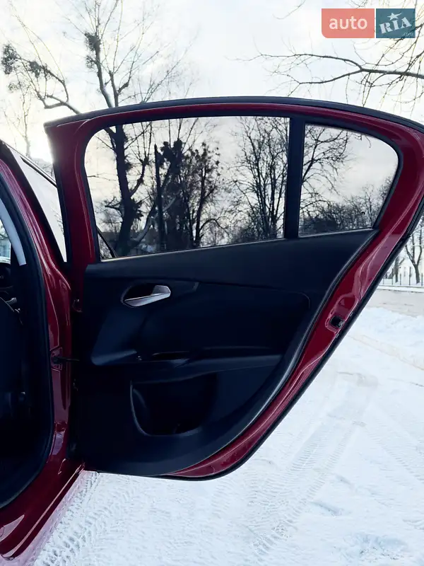Fiat Tipo 2020 VIN ZFA35600006R41097 фото оголошення 28 з 68