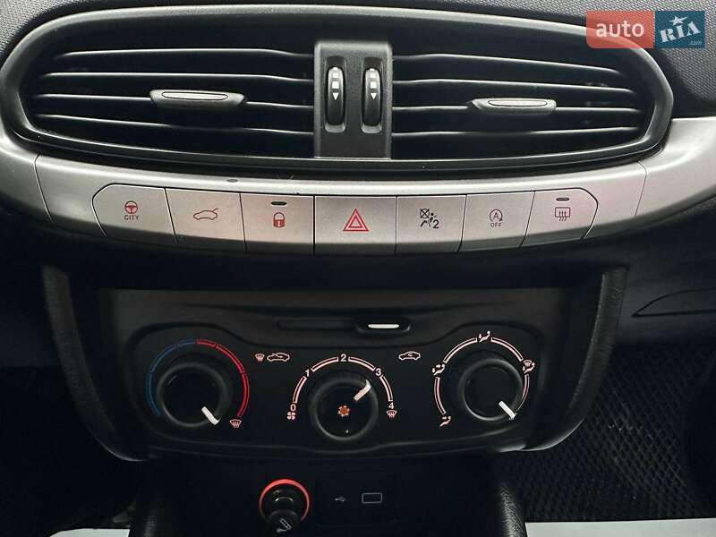 Седан Fiat Tipo 2019 в Виннице