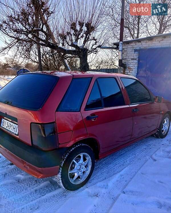 Хетчбек Fiat Tipo 1992 в Хоролі