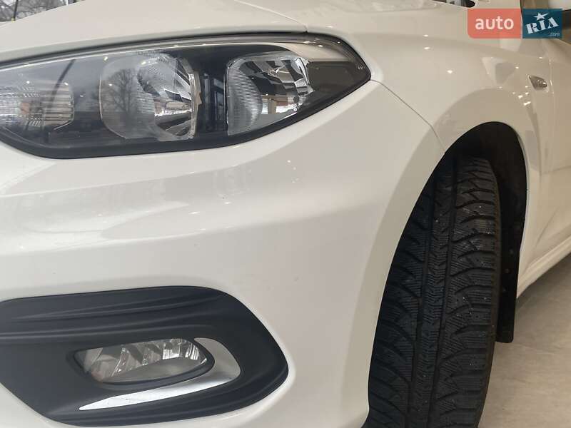 Седан Fiat Tipo 2019 в Ірпені