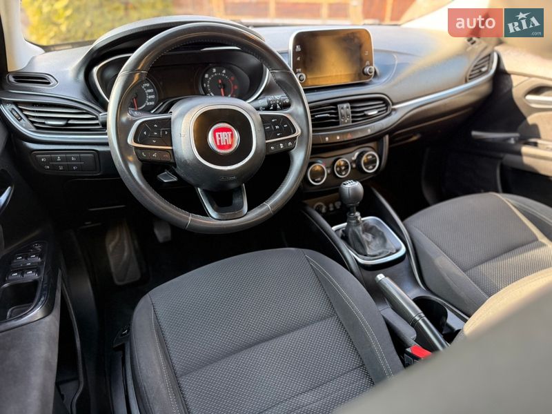 Универсал Fiat Tipo 2017 в Ивано-Франковске