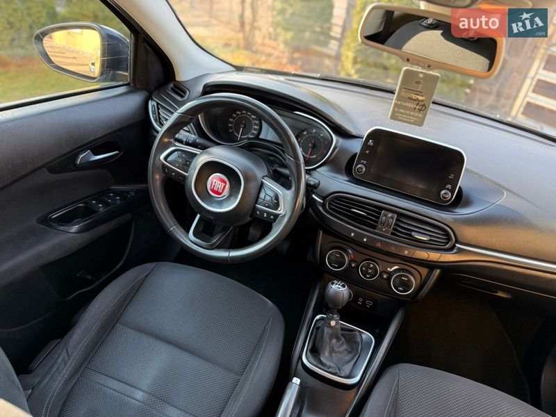 Универсал Fiat Tipo 2017 в Ивано-Франковске