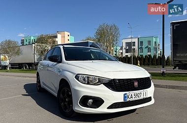 Хэтчбек Fiat Tipo 2017 в Киеве