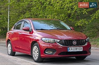 Седан Fiat Tipo 2019 в Киеве