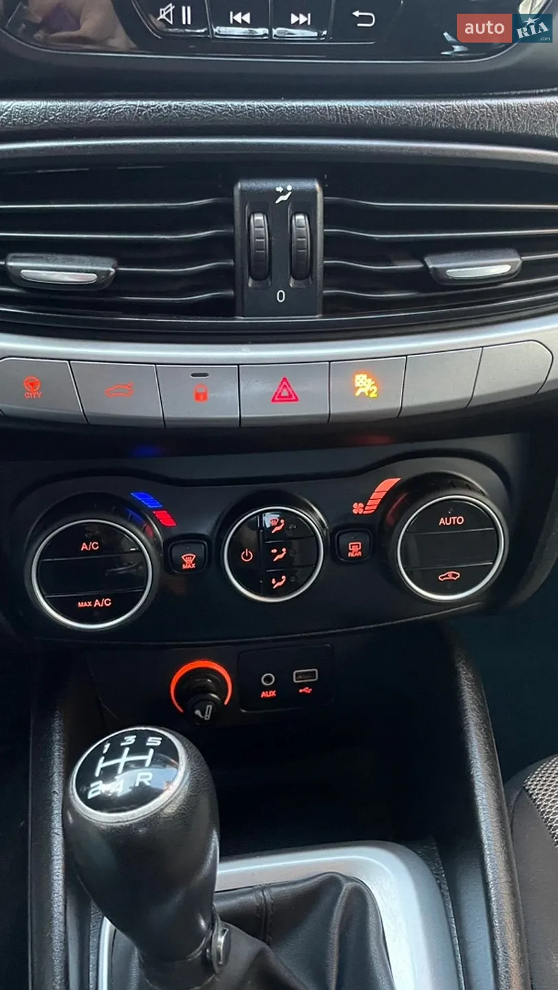 2017 Fiat Tipo - мініатюра 24