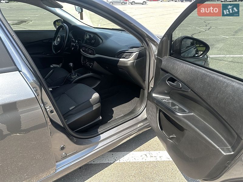 Седан Fiat Tipo 2019 в Киеве