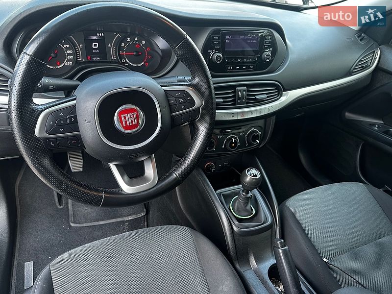 Седан Fiat Tipo 2019 в Киеве