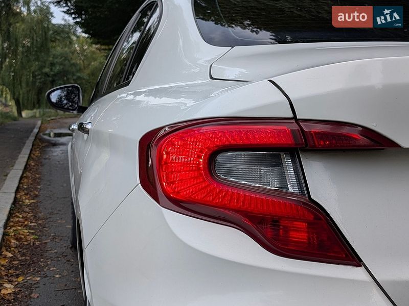 Седан Fiat Tipo 2018 в Киеве