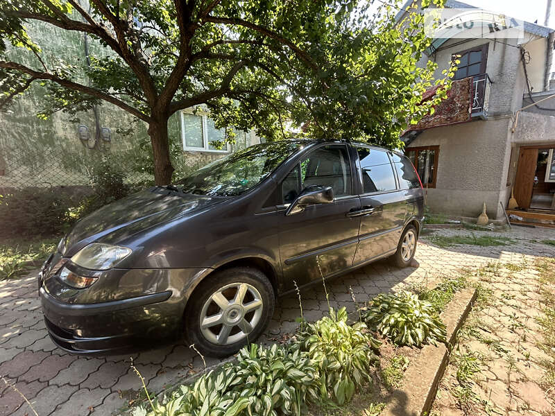 Минивэн Fiat Ulysse 2005 в Черновцах