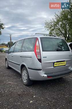 Минивэн Fiat Ulysse 2004 в 
