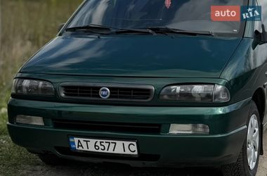 Мінівен Fiat Ulysse 1999 в Надвірній