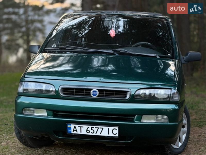 Мінівен Fiat Ulysse 1999 в Надвірній