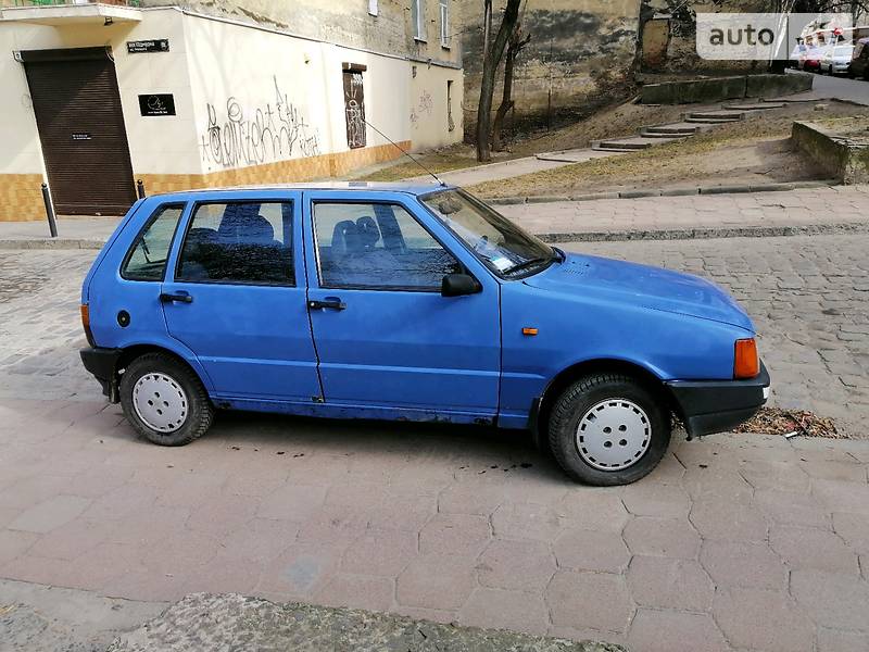 Хэтчбек Fiat Uno 1986 в Львове