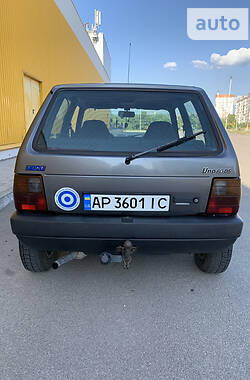 Хэтчбек Fiat Uno 1988 в Запорожье