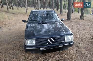 Хэтчбек Fiat Uno 1986 в Сумах