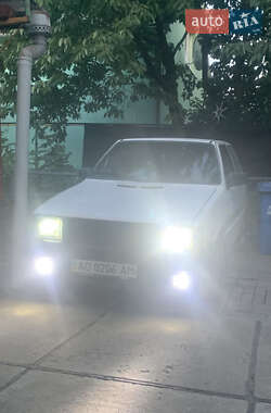 Хэтчбек Fiat Uno 1986 в Ужгороде