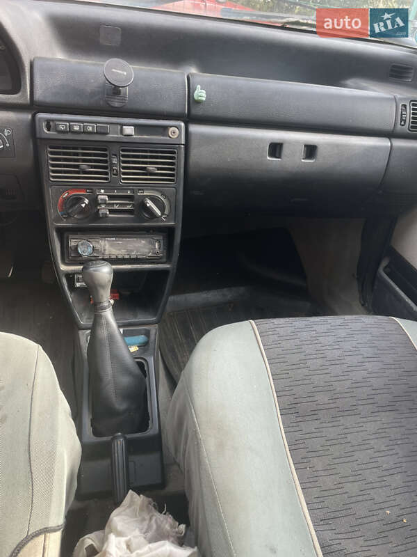 Хетчбек Fiat Uno 1993 в Черкасах