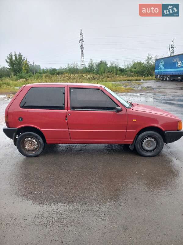 Хэтчбек Fiat Uno 1987 в Дрогобыче фото 5 Хэтчбек Fiat Uno 1987 в Дрогобыче