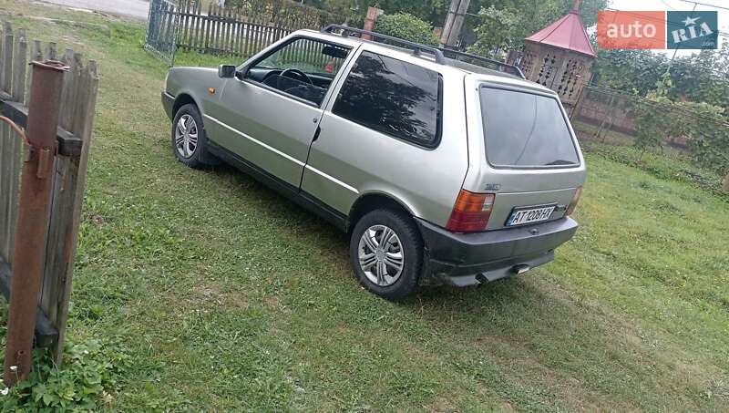 Хетчбек Fiat Uno 1988 в Івано-Франківську