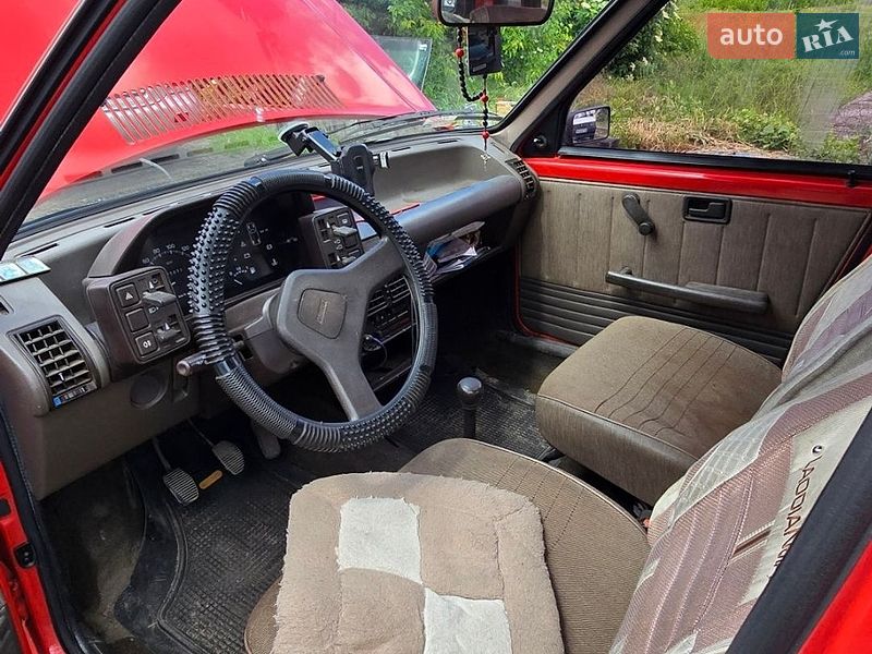 Хетчбек Fiat Uno 1989 в Апостоловому