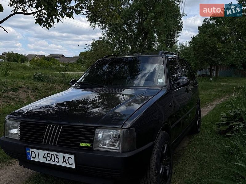 Хэтчбек Fiat Uno 1986 в Коломые