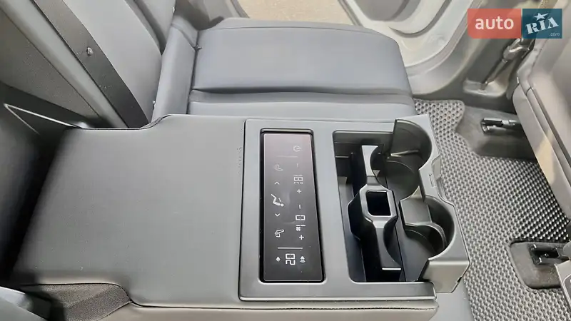 Fisker Ocean 2023 VIN VCF1EBU29PG006846 фото оголошення 26 з 66