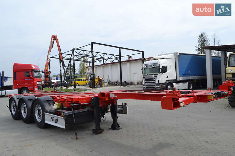 Контейнеровоз полуприцеп Fliegl SDS 2004 в Хусте