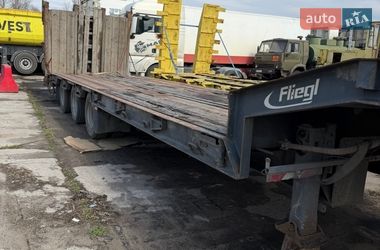 Низкорамна платформа Fliegl SDS 2007 в Дніпрі