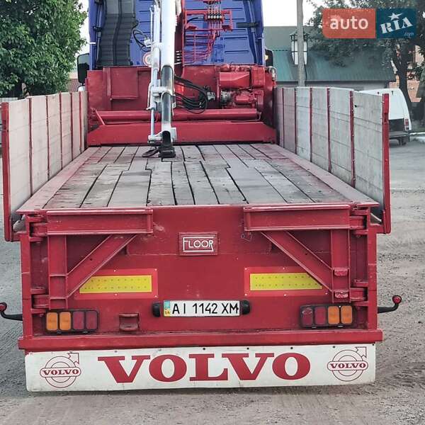 Бортовий напівпричіп Floor FLO 1986 в Шептицькому