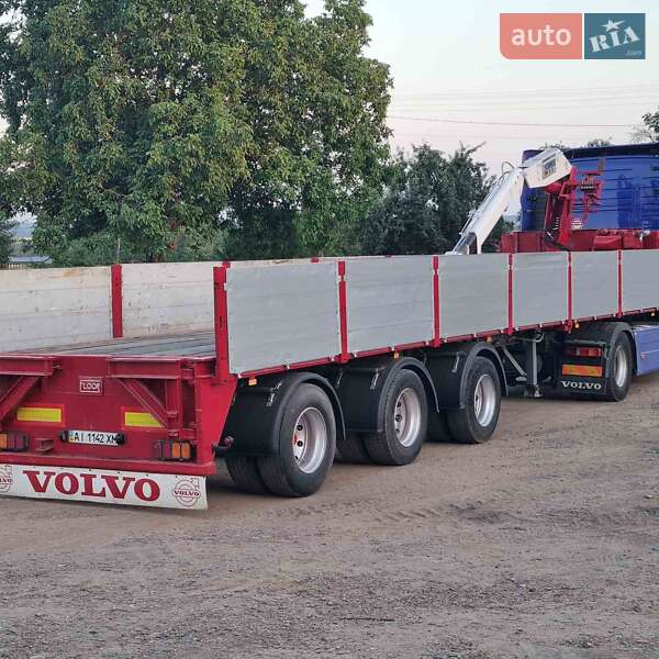 Бортовий напівпричіп Floor FLO 1986 в Шептицькому