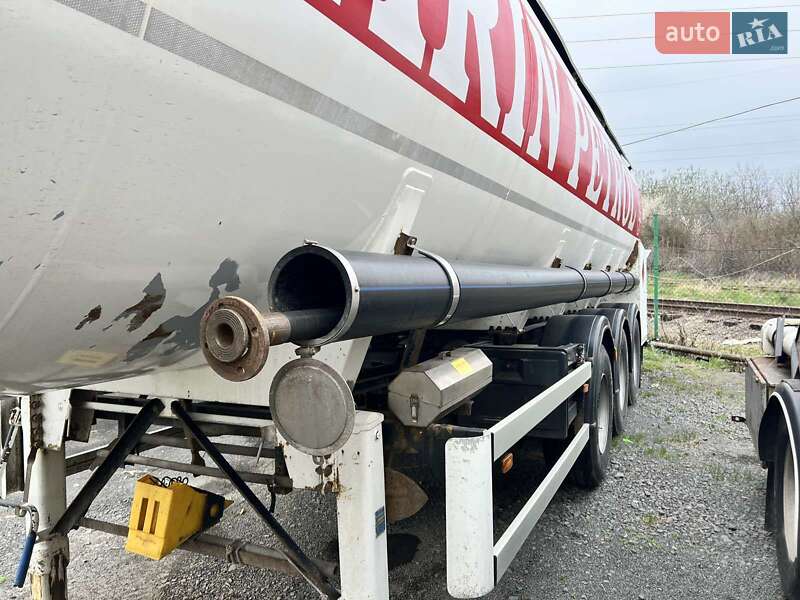 Цистерна полуприцеп Fluid CSP 2010 в Ужгороде фото 6 Цистерна полуприцеп Fluid CSP 2010 в Ужгороде