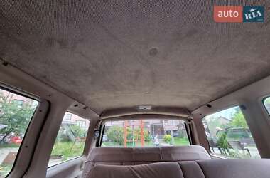 Минивэн Ford Aerostar 1993 в 