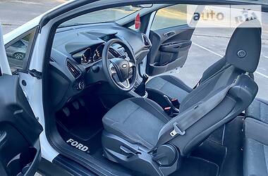 Мінівен Ford B-Max 2014 в 